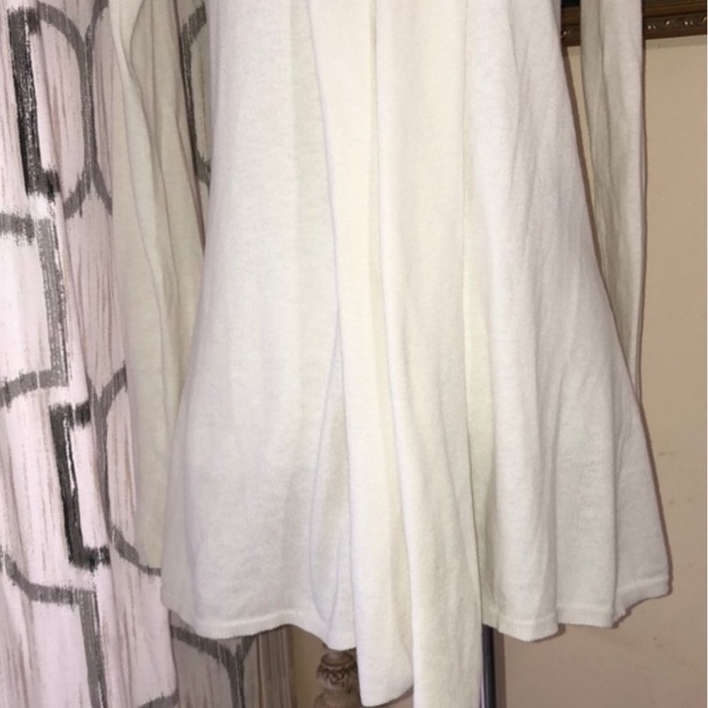 Vince Cardigan - Picture 3 of 6